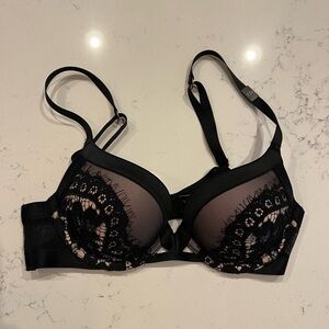 Victoria’s Secret Bra Size 32B